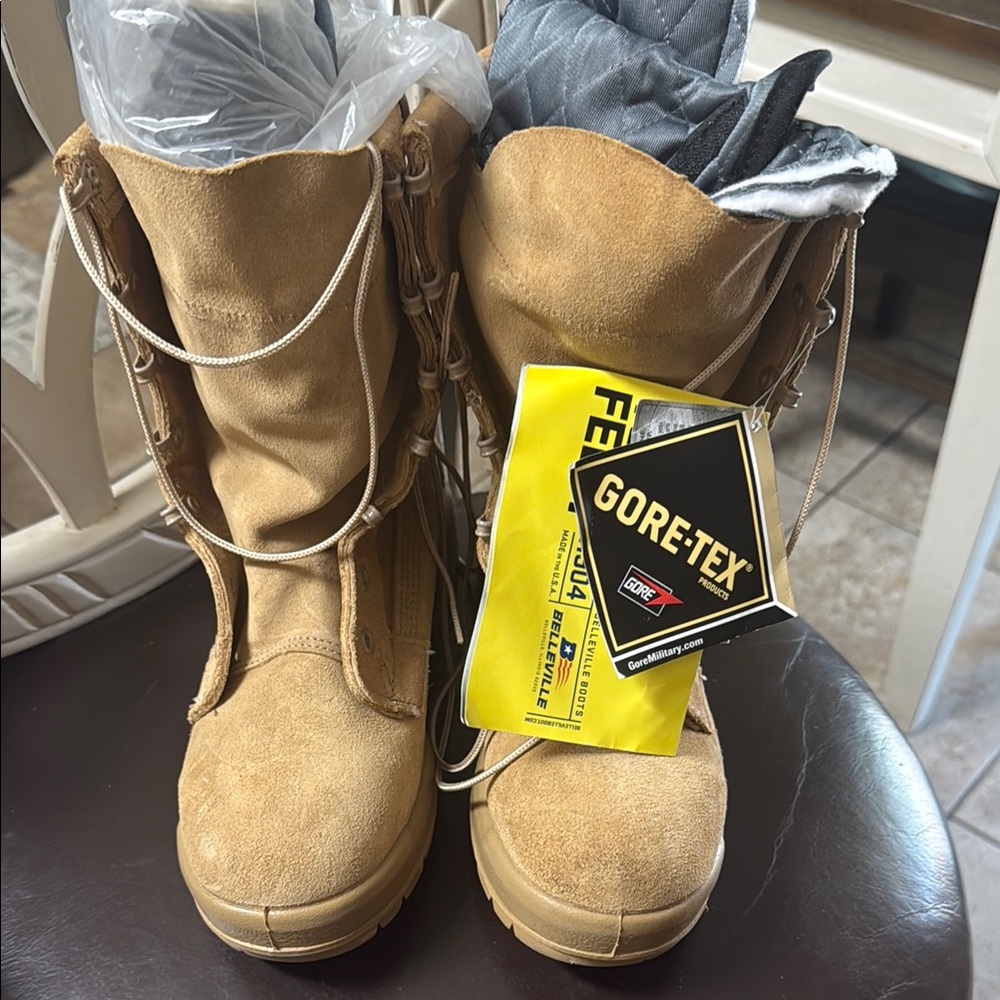 Belleville Gore-Tex ICWT 05.OW 24189 14-D-1011 vibram military boots for cold